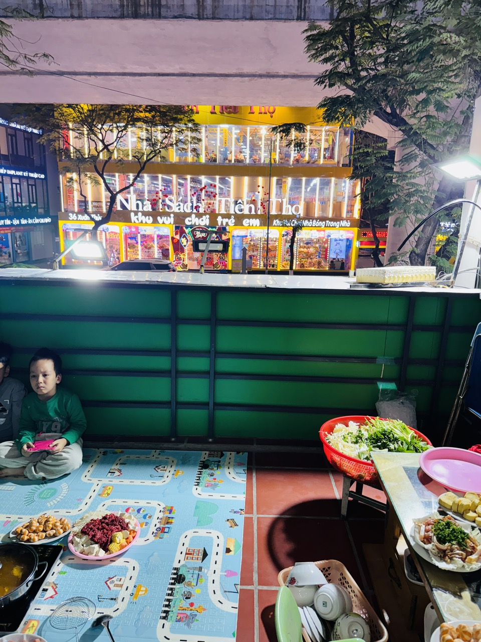 TÔI CHÍNH CHỦ CẦN CHO THUÊ NHÀ MẶT PHỐ XUÂN THUỶ - CẦU GIẤY, HÀ NỘI